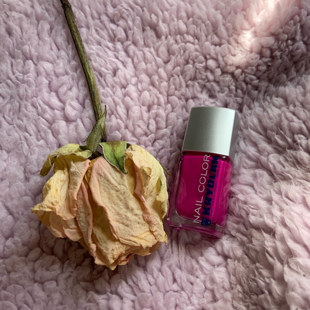 KRYOLAN nail color polish